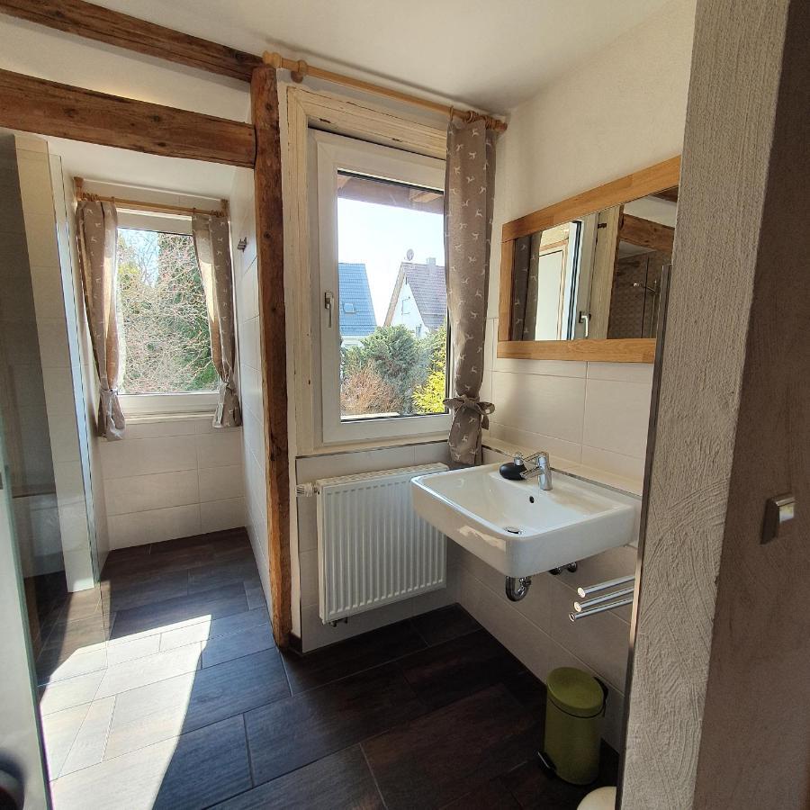 Alte Backstube - Ferienwohnung Huettenstube Und Ferienzimmer Auszeit Erkenbrechtsweiler Eksteriør bilde