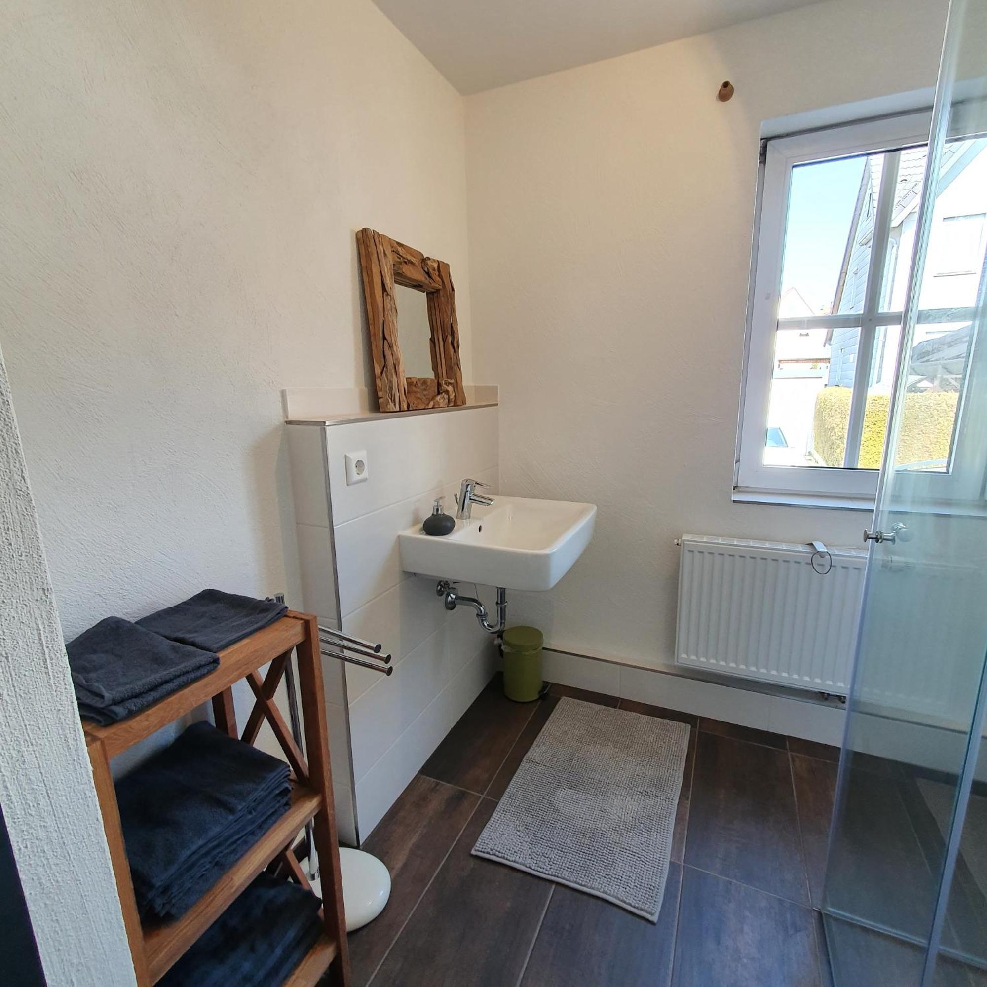 Alte Backstube - Ferienwohnung Huettenstube Und Ferienzimmer Auszeit Erkenbrechtsweiler Eksteriør bilde